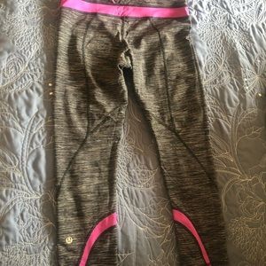 Cropped Lululemon leggings.